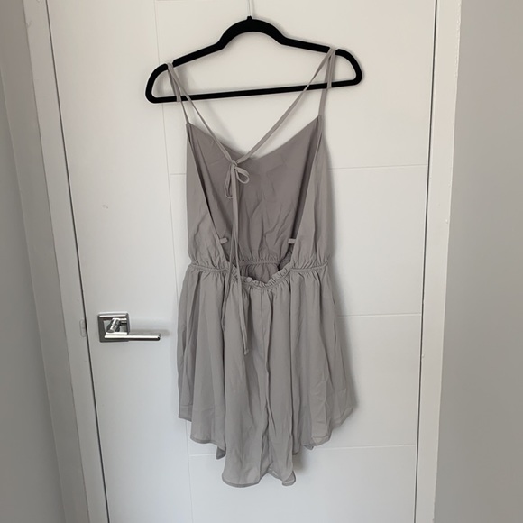 Brand new, never been worn. Grey backless dress - Picture 2 of 2